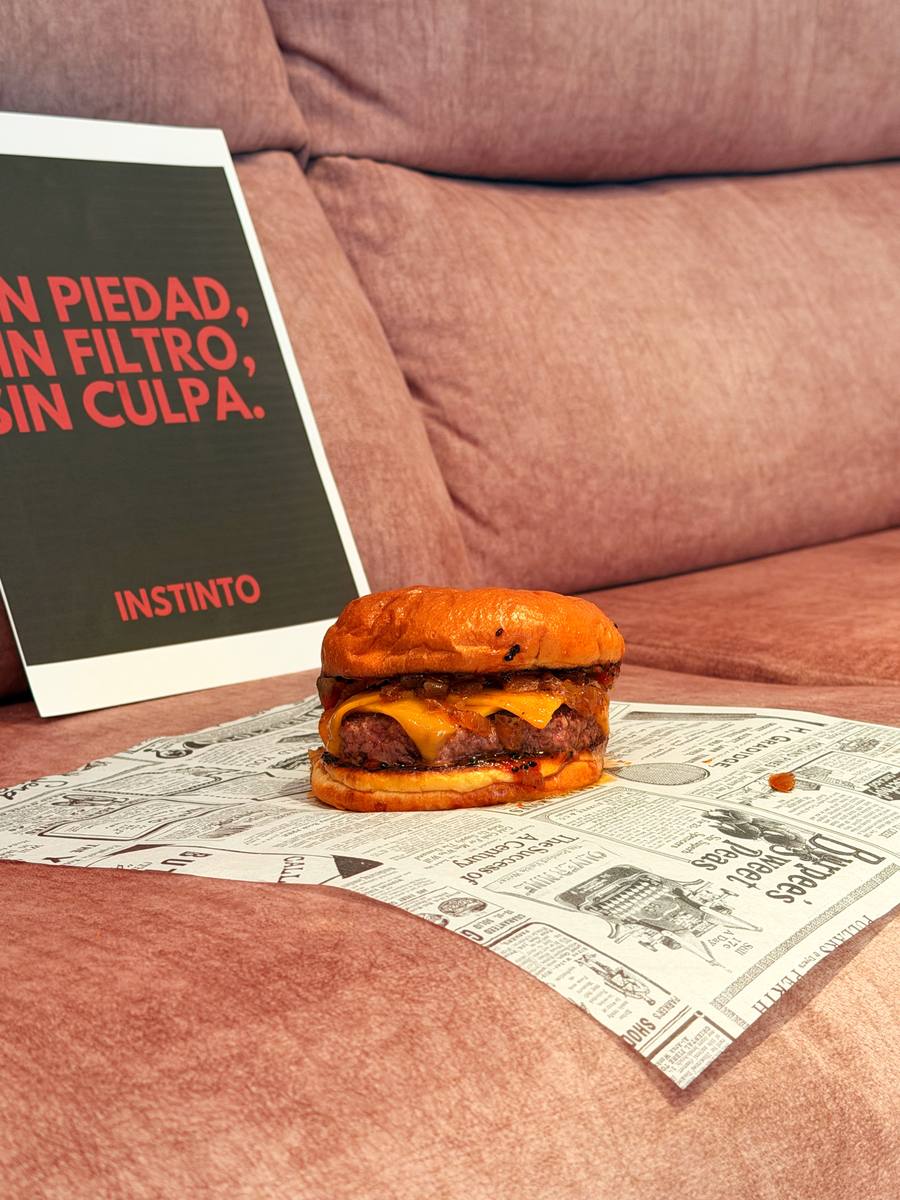Instinto packaging